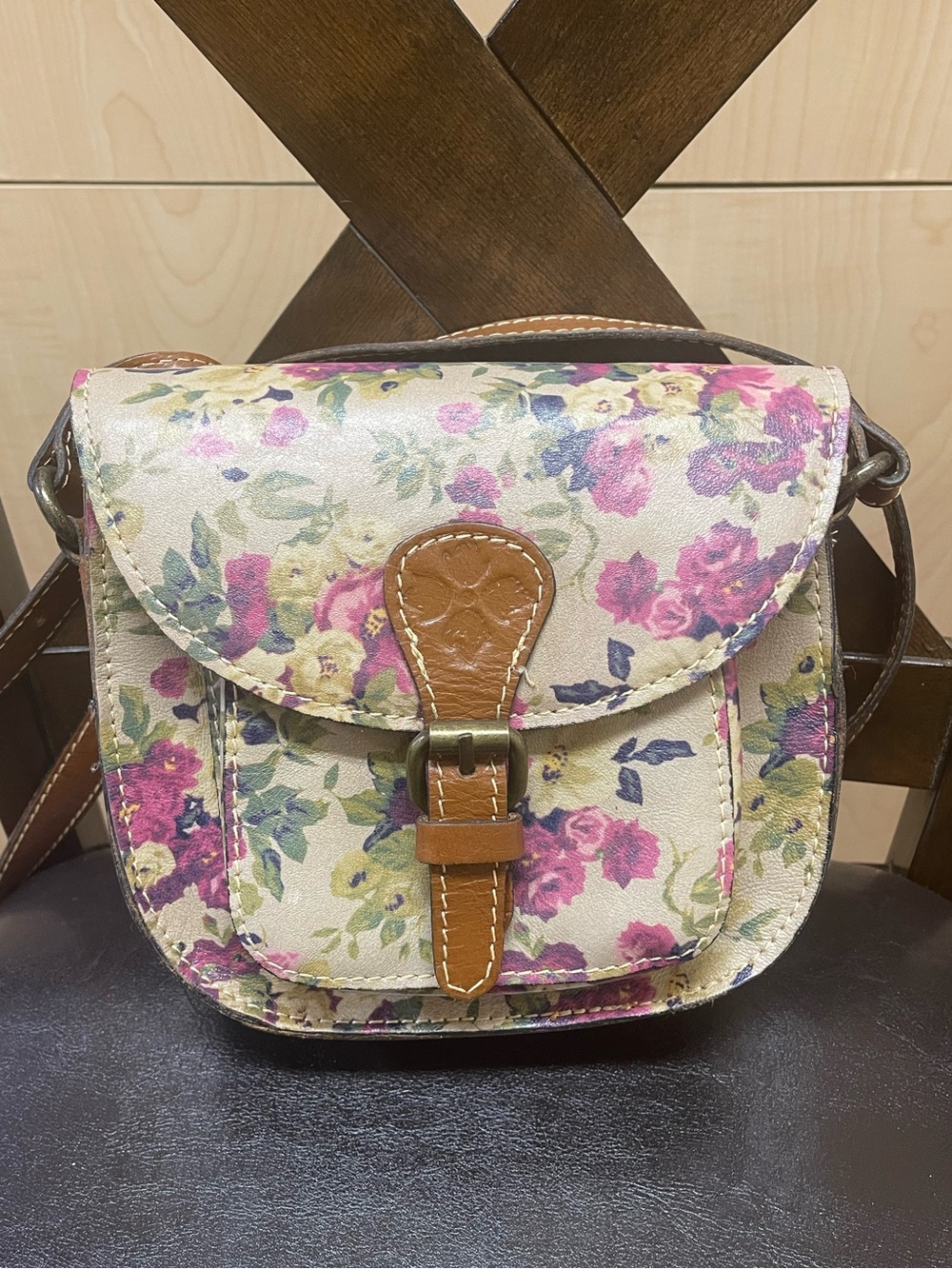 Patricia Nash Antique Rose Leather Crossbody Bag EUC